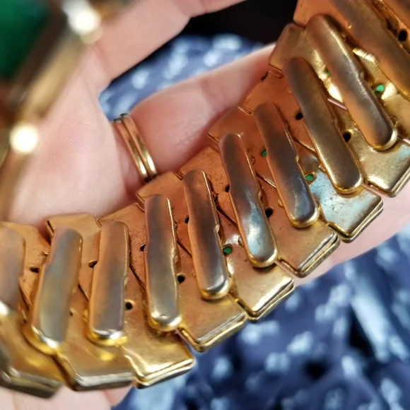 Relisted - vintage green and gold expansion bracelet Chinese characters theme - Picture 5 of 10